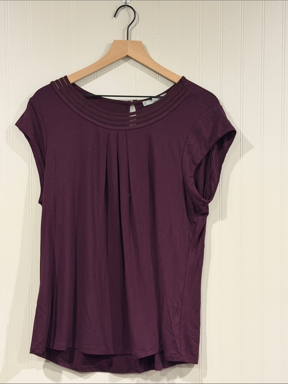 Daniel Rainn Cap-Sleeve Pleated Scoop Neck Top - Plum